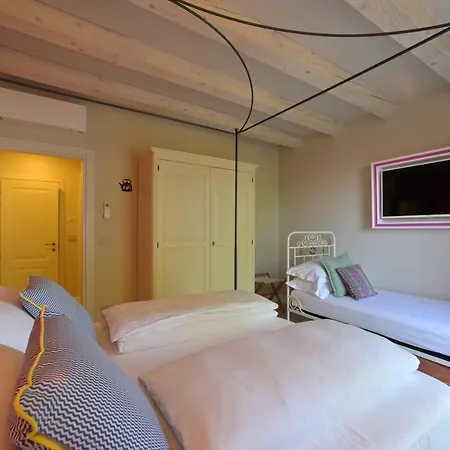 Muri Vecchi Frühstückspension Marina dʼAndora